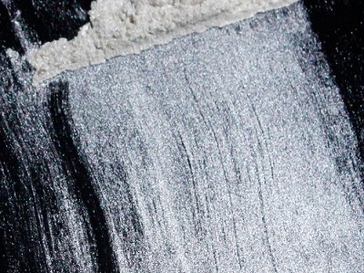 Silberner essbarer Glanzstaub für Kuchen und Desserts, 10–60 μm – F1100A - Kolortek