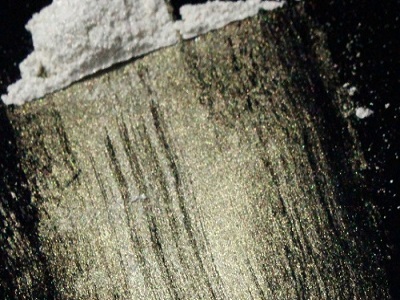 Essbarer Goldglitter, lebensmittelechtes Glimmerpulver 10–60 μm – F1101A - Kolortek